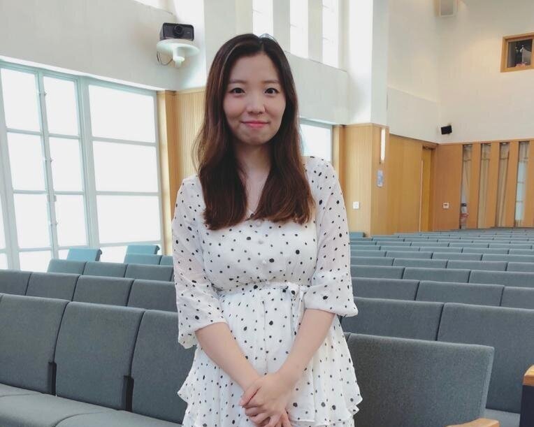 Meet Linda, an instructor who's professional in piano